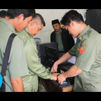 Kemenag Benteng Rekam Sidik Jari Kepala dan Staf KUA