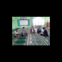 Ka.Kua Tebat Karai Menghadiri  Penilaian Masjid Teladan Di Kelurahan Tebat Karai