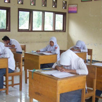 Mid Semester dan <i>Try Out</i> yang ke-II di MAN Ipuh Dilaksanakan Serentak