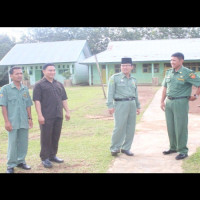 Kemenag Benteng Bersama Kepala Kesbang Linmas Kunjungi MTs Quryatul Jihad