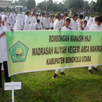 MAN Arga Makmur Ikuti Parade Manasik Haji