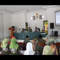 Ka.Kanwil Bersama Ka.Pusdiklat Pusat Bina Jajaran Kemenag Benteng