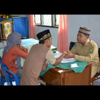 Ka.KUA Lebong Atas Bina Calon Pengantin