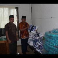 Kemenag Benteng Cek Pakaian Ikhram dan Baju Batik Nasional CJH