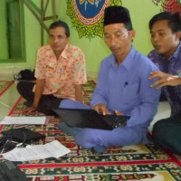 Ka. KUA Pino Raya Isi Materi Pelatihan SIMKAH Bagi Operator