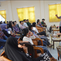 H.Juni Muslimin,MA: Mahasiswa Harus Peka Terhadap Masalah Kerukunan