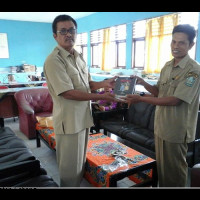 MAN Talang Leak Lebong Terima Bantuan Buku