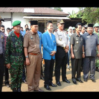 PYMT Kemenag Benteng dan Bupati Upacara Bulanan Bersama Masyarakat