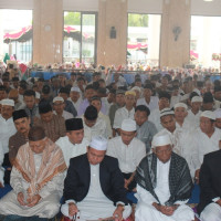 Kakan Kemenag Kota Shalat Idul Adha  Di Masjid Agung At Taqwa