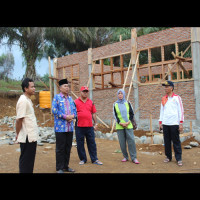 Ka. Kanwil Pantau Pembangunan 2 RKB MA Talang Tinggi