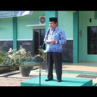 Upacara Bulanan, Ka.Kemenag Benteng Sampaikan 4 Hal