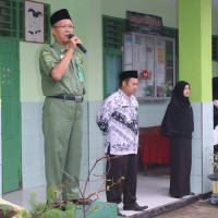 Ka.Kemenag RL: Di Tangan Guru Terletak Masa Depan Bangsa