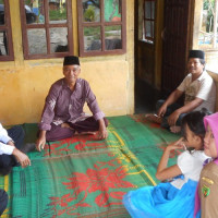 Ka.KUA Pino Raya Kunjungi Rumah Duka Anggota PAH