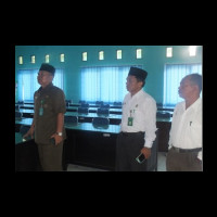 Ka.Kanwil Bersama Kepala Kemenag Seluma Tinjau Gedung Aula dan Siskohat