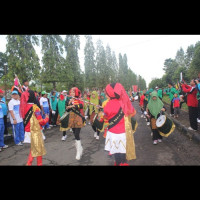 Drumband MAN Arga Makmur Meriahkan HAB Kemenag Provinsi