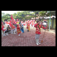 Drumband Siswa/i MIN 01 Dusun Curup Tampil Memukau 