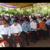 Kepala dan Guru MIM Lubuk Kembang R/L Ikuti Peletakan Batu Pertama Masjid MA Baitul Makmur Curup