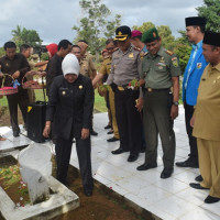 Kakan Kemenag Kota Bengkulu Ikuti Acara Tabur Bunga 