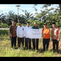 Kemenag Benteng Bersama Direktur Wakaf Kemenag RI Cek Tanah Wakaf