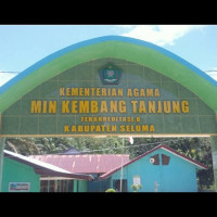 Gerbang MIN Kembang Tanjung Seluma Selesai di Kerjakan