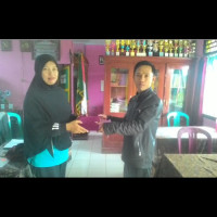 MIS Muhammadiyah Lubuk Kembang RL Terima Cinderamata STAIN Curup 