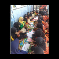 Siswa/i MIS Lebong Tambang Lakukan Pengembangan Diri Melalui Rebana