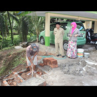 Kemenag Benteng Pantau Pembuatan Taman MIN Harapan Makmur