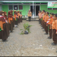 Pramuka MIM 10 Karang Anyar RL Kembangkan Apotik Hidup 