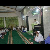 Safari Ramadhan, Kemenag Lebong Salurkan Al-Quran