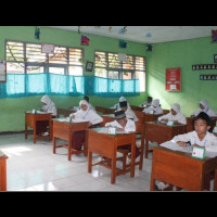 23 Siswa/i MIN Pondok Kubang Benteng Lulus UN  