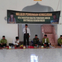 Ka.KanKemenag Benteng Bina Imam dan Khatib