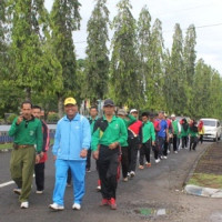 Wujudkan Hidup sehat, Kemenag BU gelar Jalan Sehat