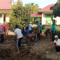 Kemenag Kabupaten Mukomuko Utamakan Kebersihan Kantor