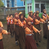 Anggota Pramuka MIM 10 RL Latihan Pertama Setelah Libur