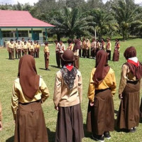 Pramuka MTSN Taba Penanjung Adakan Latihan Rutin