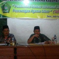 Ka. Subbag TU Kemenag Seluma Narasumber Pembinaan Simpenais 