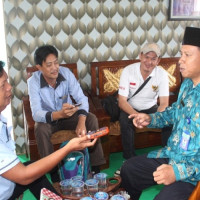 Dukung UU KIP, Kemenag Kaur Gandeng Media