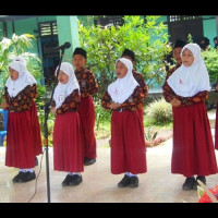 MIS Guppi RL Adakan Lomba Mars Madrasah