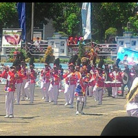 MTsN 1 Kota Bengkulu Juara Pertama Lomba Drumband HUT Kota Bengkulu