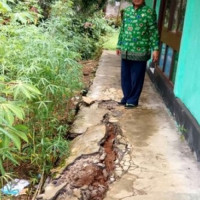 Diguyur Hujan, Gedung KUA Kerkap Nyaris Ambruk