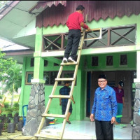 KUA Kampung Melayu Perindah Lingkungan Kantor 