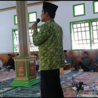 Kepala KUA Kecamatan Penarik Hadiri Pembinaan Imam Khatib