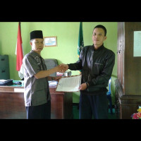 Guru Ngaji Curup Tengah RL Terima SK Dari BAZNAS Rejang Lebong