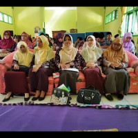 Ketua Dharma Wanita Kantor Kemenag MM Ikuti Rapat Persipan Halal Bi Halal     