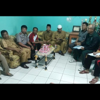 Kepala KUA Tramang Jaya MM Rapat persiapan Peringatan HUT Kemerdekaan RI