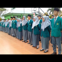 Kepala Kemenag RL Tekankan Siswa Madrasah Agar Jauhi Narkoba