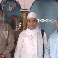 Isi Khutbah, Ka. KUA Pondok Kelapa Ajak Jamaah Jaga Kerukunan.