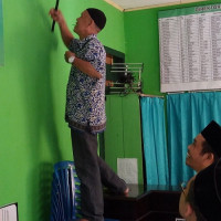 KUA Beserta PAI Pondok Kelapa Bersinergi Rapikan Kantor