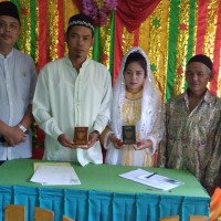 Musim Hujan, Duda Dan Janda Ramaikan Nikah BN Di KUA Pondok Kelapa