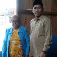 Kepala KUA Kota MM Tinjau Pembangunan Rumah Warga Penerima Bantuan